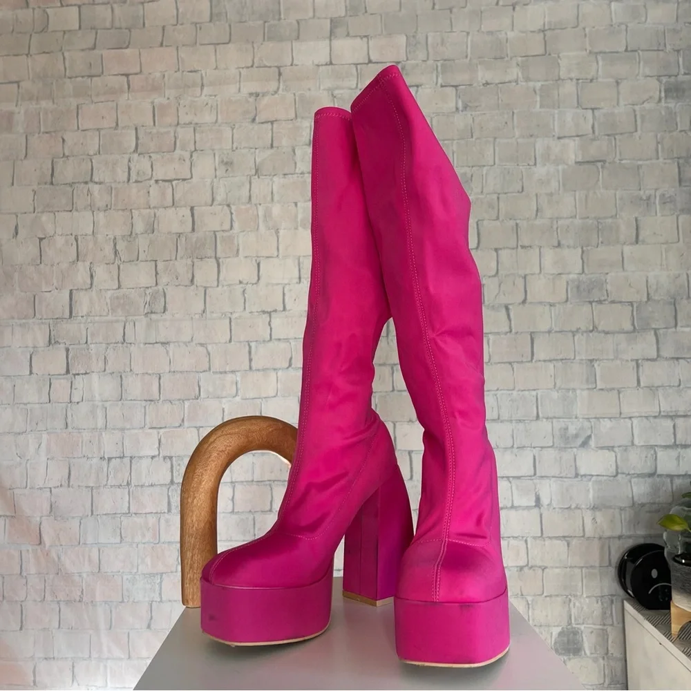 Wild Diva Fuchsia Platform Boots - Picture 4 of 9